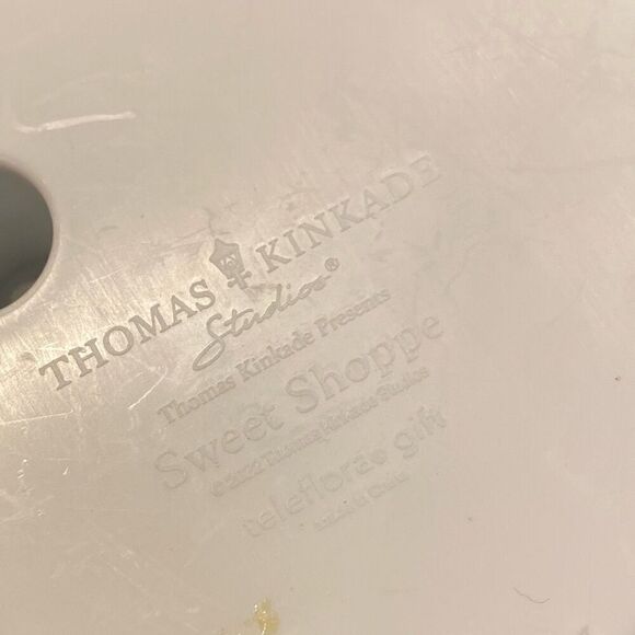 2022 Thomas Kinkade Sweet Shoppe Christmas Collectible - Light Up Holiday Keepsa - Picture 7 of 7